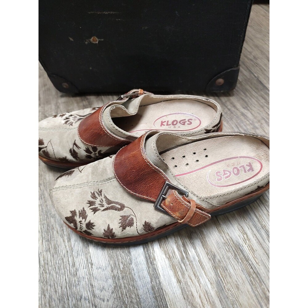 Klogs Footwear Women's Austin Taupe Suede Tapestry Clogs Sandals Size 8